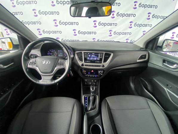 Hyundai Solaris II с пробегом 2019 года, цена 1 499 000 рублей, 89114 км, седан, Автокод Объявления