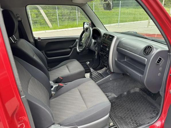 Suzuki Jimny III Рестайлинг 2 с пробегом 2013 года, цена 1 380 000 рублей, 103313 км, внедорожник, Автокод Объявления