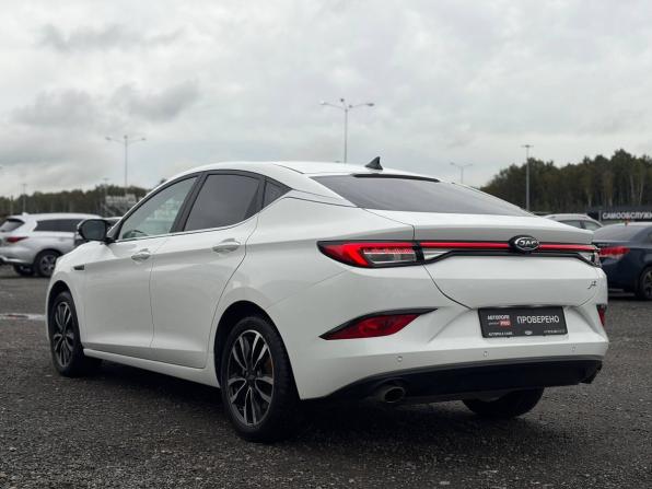 JAC J7 I с пробегом 2023 года, цена 1 125 000 рублей, 82000 км, лифтбек, Автокод Объявления
