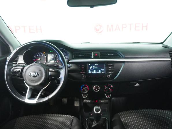 Kia Rio IV с пробегом 2018 года, цена 1 365 000 рублей, 76471 км, седан, Автокод Объявления