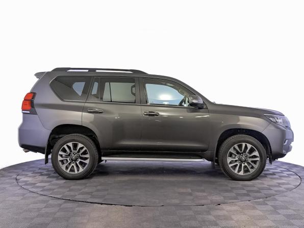 Toyota Land Cruiser Prado 150 Series Рестайлинг 3 с пробегом 2022 года, цена 7 990 000 рублей, 30746 км, внедорожник, Автокод Объявления