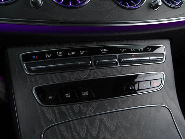 Mercedes-Benz E-Класс V (W213 S213 C238) Рестайлинг с пробегом 2021 года, цена 4 877 077 рублей, 114712 км, седан, Автокод Объявления