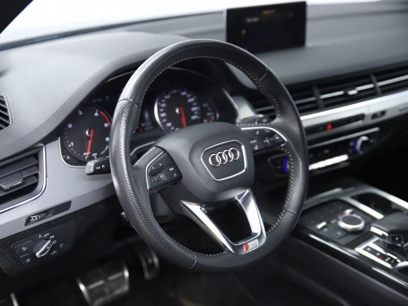 Audi Q7 II (4M) с пробегом 2018 года, цена 4 950 000 рублей, 82193 км, внедорожник, Автокод Объявления