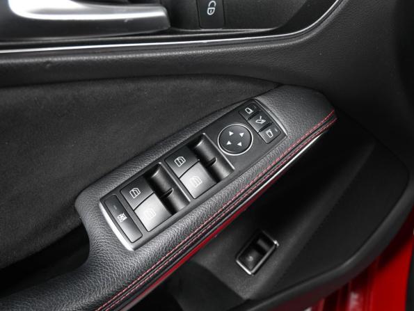 Mercedes-Benz CLA I (C117 X117) Рестайлинг с пробегом 2016 года, цена 2 149 000 рублей, 84444 км, седан, Автокод Объявления