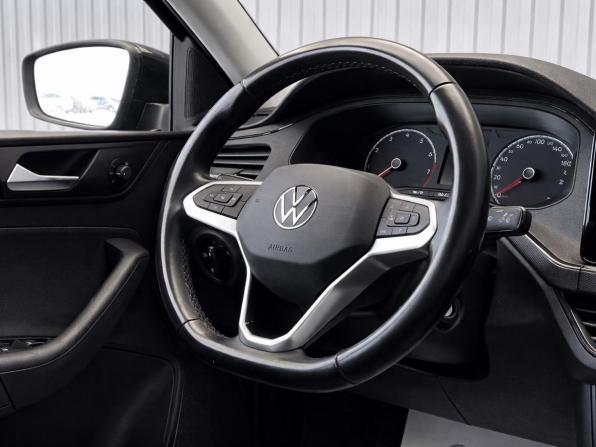Volkswagen Polo VI с пробегом 2020 года, цена 1 337 000 рублей, 128635 км, лифтбек, Автокод Объявления