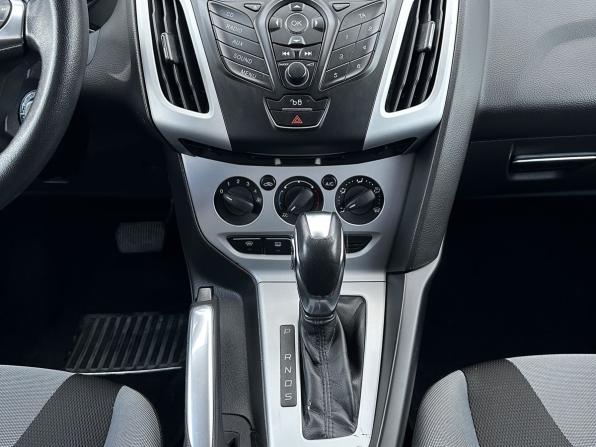 Ford Focus III с пробегом 2013 года, цена 855 000 рублей, 133659 км, хэтчбек, Автокод Объявления