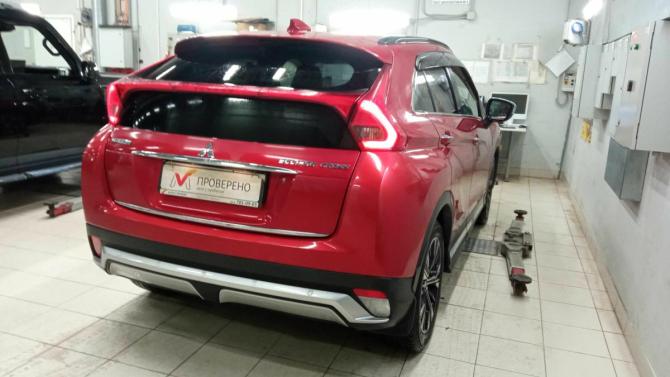Mitsubishi Eclipse Cross I с пробегом 2018 года, цена 1 610 000 рублей, 179937 км, внедорожник, Автокод Объявления