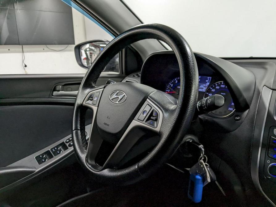 Hyundai Solaris I Рестайлинг Москва  - изображение 21
