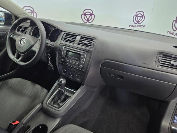 Volkswagen Jetta VI Рестайлинг с пробегом 2016 года, цена 1 300 000 рублей, 106282 км, седан, Автокод Объявления