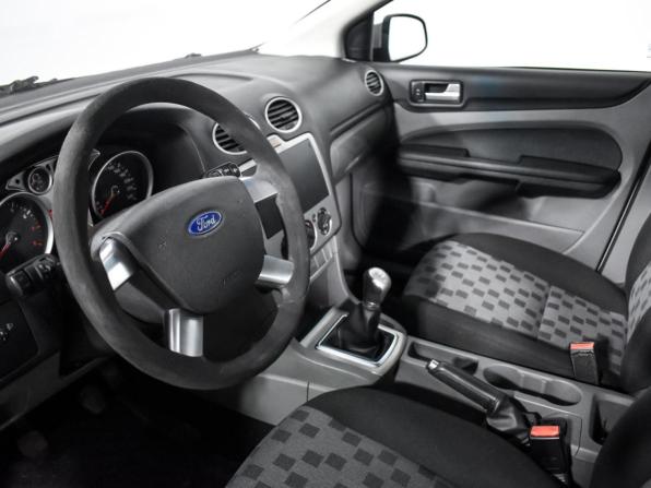 Ford Focus II Рестайлинг с пробегом 2009 года, цена 395 000 рублей, 258301 км, седан, Автокод Объявления