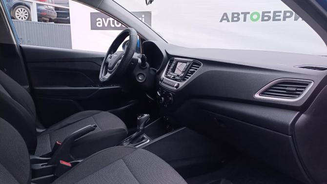 Hyundai Solaris II с пробегом 2017 года, цена 1 259 000 рублей, 98664 км, седан, Автокод Объявления