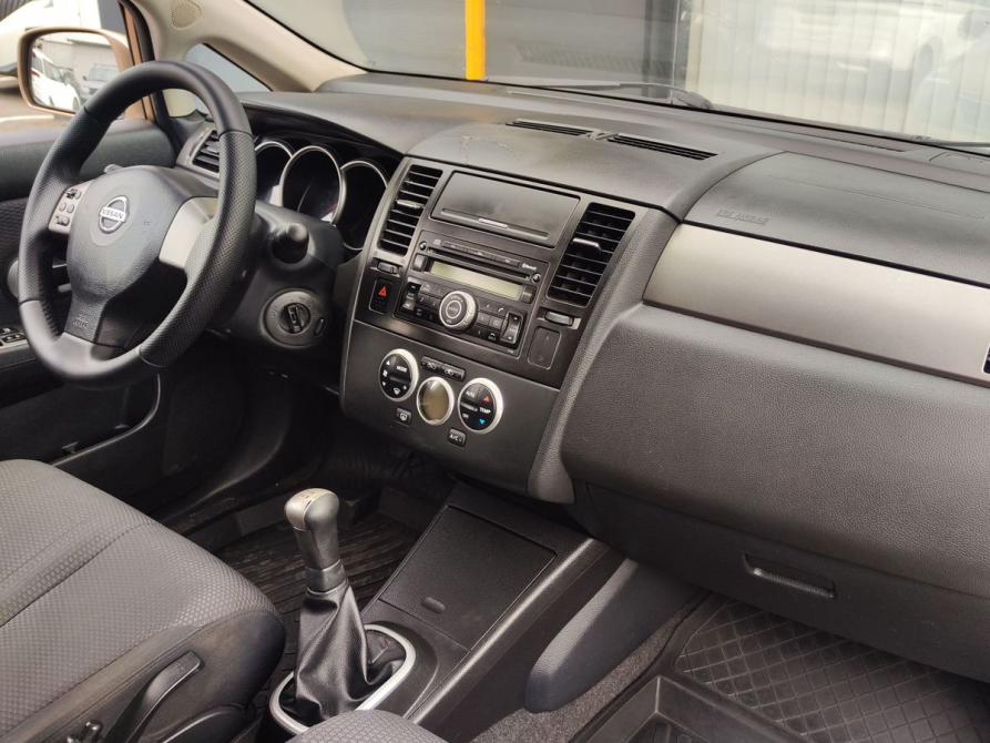 Nissan Tiida I Москва  - изображение 11
