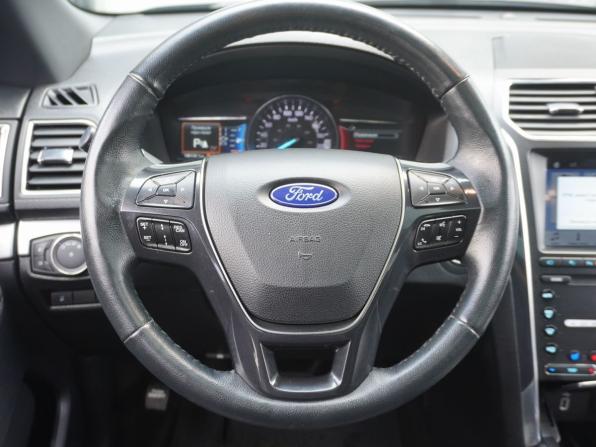 Ford Explorer V Рестайлинг 2 с пробегом 2018 года, цена 2 680 000 рублей, 196130 км, внедорожник, Автокод Объявления