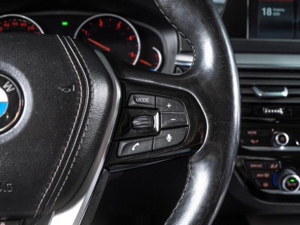 BMW 5 серии VII (G30/G31/G38) с пробегом 2018 года, цена 2 730 000 рублей, 206790 км, седан, Автокод Объявления