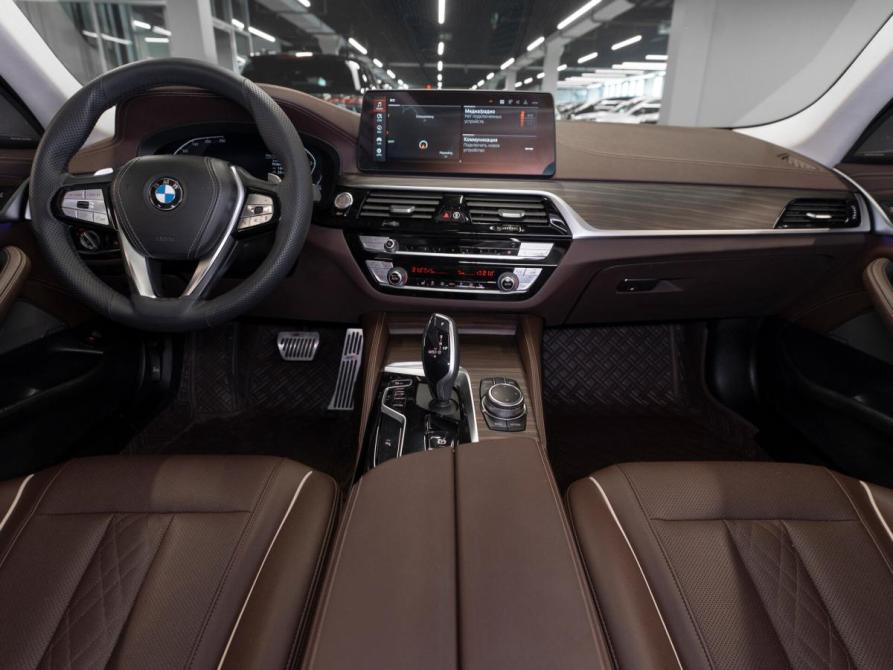 BMW 5 серии VII (G30/G31/G38) Рестайлинг Москва  - изображение 8