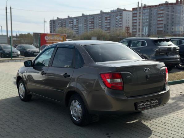 Lada (ВАЗ) Granta I с пробегом 2017 года, цена 460 000 рублей, 119000 км, седан, Автокод Объявления