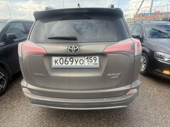 Toyota RAV4 IV (XA40) Рестайлинг с пробегом 2017 года, цена 1 949 000 рублей, 228343 км, внедорожник, Автокод Объявления