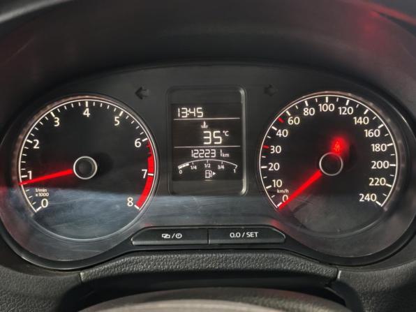Volkswagen Polo V Рестайлинг с пробегом 2015 года, цена 766 000 рублей, 121994 км, седан, Автокод Объявления