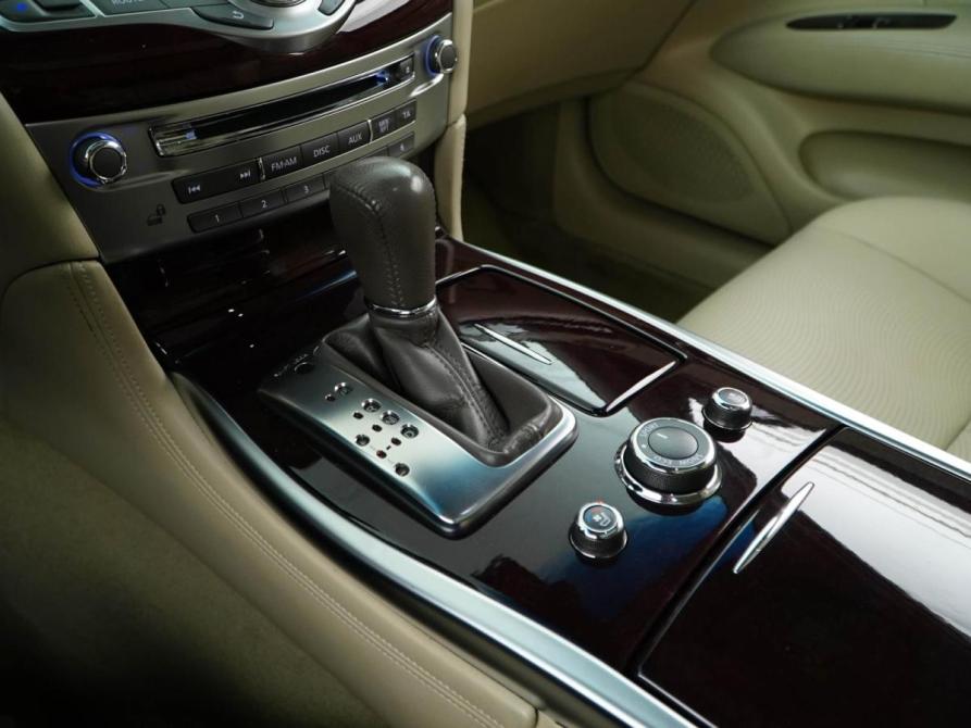 Infiniti Q70 I Рестайлинг Москва  - изображение 22