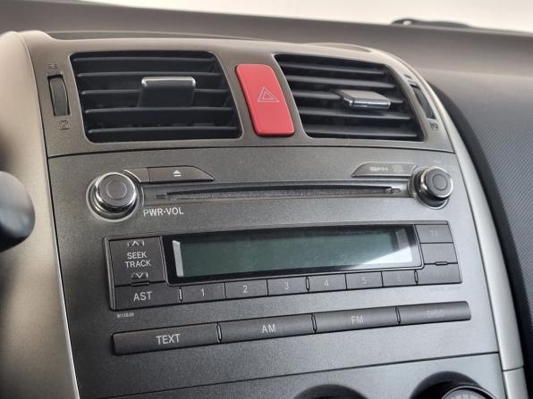 Toyota Auris I с пробегом 2009 года, цена 699 000 рублей, 181436 км, хэтчбек, Автокод Объявления