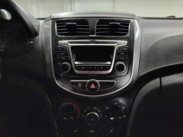 Hyundai Solaris I Рестайлинг с пробегом 2015 года, цена 879 000 рублей, 162198 км, седан, Автокод Объявления