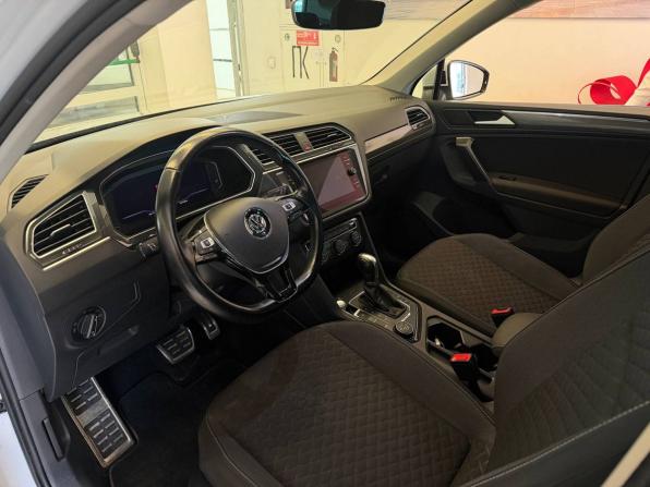 Volkswagen Tiguan II с пробегом 2018 года, цена 2 470 000 рублей, 164157 км, внедорожник, Автокод Объявления