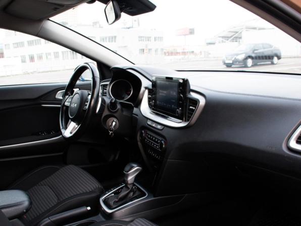 Kia Ceed III Рестайлинг с пробегом 2021 года, цена 1 789 000 рублей, 143915 км, хэтчбек, Автокод Объявления