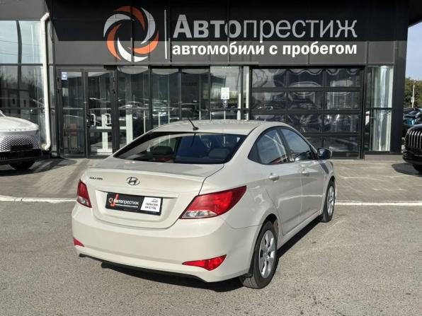 Hyundai Solaris I Рестайлинг с пробегом 2015 года, цена 990 000 рублей, 132239 км, седан, Автокод Объявления