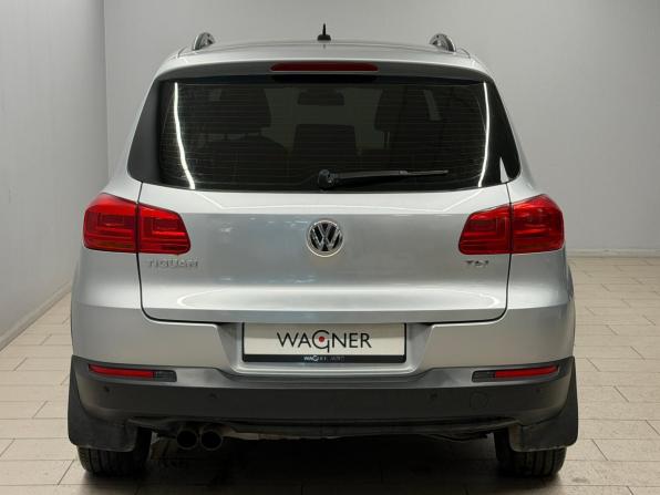 Volkswagen Tiguan I Рестайлинг с пробегом 2012 года, цена 825 000 рублей, 229963 км, внедорожник, Автокод Объявления