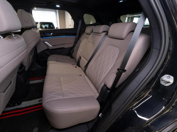 BYD Tang II Рестайлинг 2 с пробегом 2023 года, цена 4 550 000 рублей, 13639 км, внедорожник, Автокод Объявления