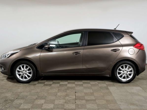 Kia Ceed II с пробегом 2012 года, цена 825 000 рублей, 252066 км, хэтчбек, Автокод Объявления