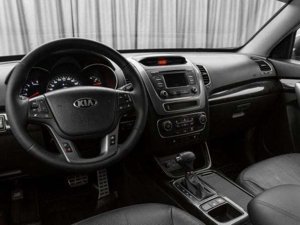 Kia Sorento II Рестайлинг с пробегом 2014 года, цена 1 950 000 рублей, 139356 км, внедорожник, Автокод Объявления