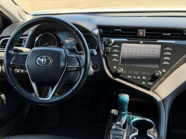 Toyota Camry VIII (XV70) с пробегом 2021 года, цена 2 850 000 рублей, 104156 км, седан, Автокод Объявления