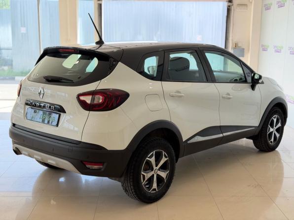 Renault Kaptur I Рестайлинг с пробегом 2021 года, цена 1 137 000 рублей, 156161 км, внедорожник, Автокод Объявления