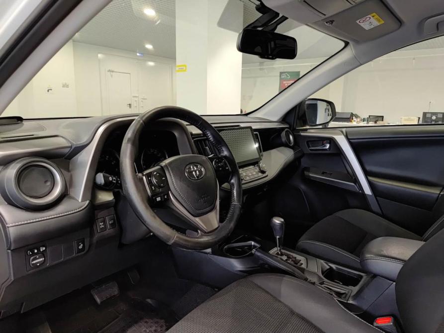 Toyota RAV4 IV (XA40) Рестайлинг Казань  - изображение 20