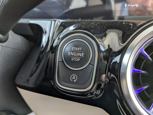 Mercedes-Benz GLA II (H247) с пробегом 2021 года, цена 3 480 000 рублей, 68294 км, внедорожник, Автокод Объявления