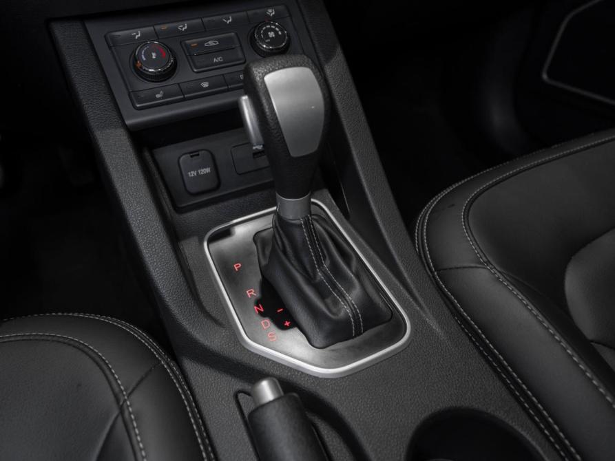 FAW Besturn X40 I Москва  - изображение 14