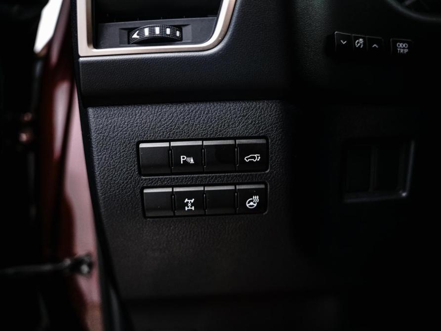 Lexus NX I Красноярск  - изображение 17