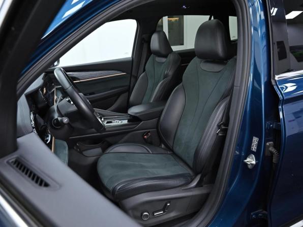 Geely Monjaro I с пробегом 2023 года, цена 2 899 000 рублей, 72000 км, внедорожник, Автокод Объявления