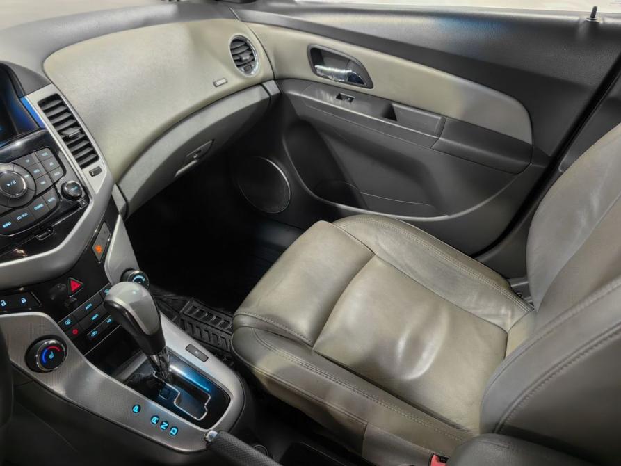 Chevrolet Cruze I Новосибирск  - изображение 12