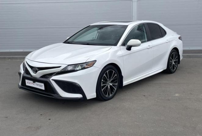 Toyota Camry VIII (XV70) Рестайлинг с пробегом 2021 года, цена 3 115 000 рублей, 21753 км, седан, Автокод Объявления