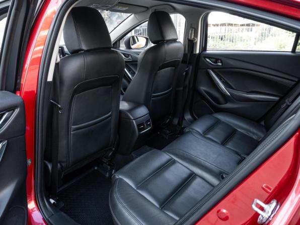 Mazda 6 III (GJ) Рестайлинг с пробегом 2018 года, цена 1 790 000 рублей, 151016 км, седан, Автокод Объявления