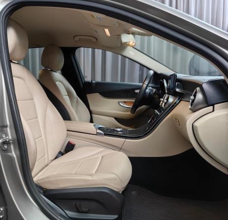 Mercedes-Benz C-Класс IV (W205) Рестайлинг с пробегом 2019 года, цена 2 599 000 рублей, 125231 км, седан, Автокод Объявления