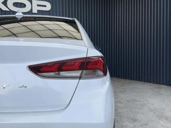 Hyundai Sonata VII (LF) Рестайлинг с пробегом 2018 года, цена 1 757 000 рублей, 144479 км, седан, Автокод Объявления