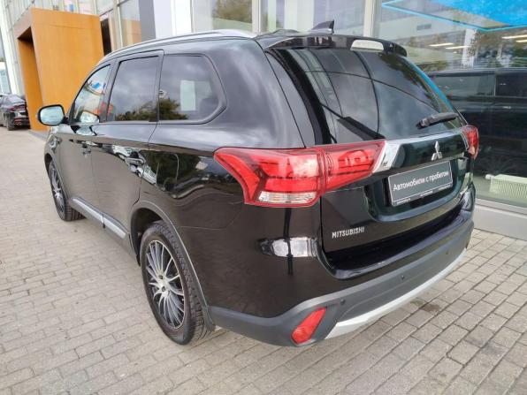 Mitsubishi Outlander III Рестайлинг 2 с пробегом 2017 года, цена 1 700 000 рублей, 170293 км, внедорожник, Автокод Объявления