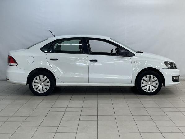 Volkswagen Polo V Рестайлинг с пробегом 2016 года, цена 840 000 рублей, 204866 км, седан, Автокод Объявления
