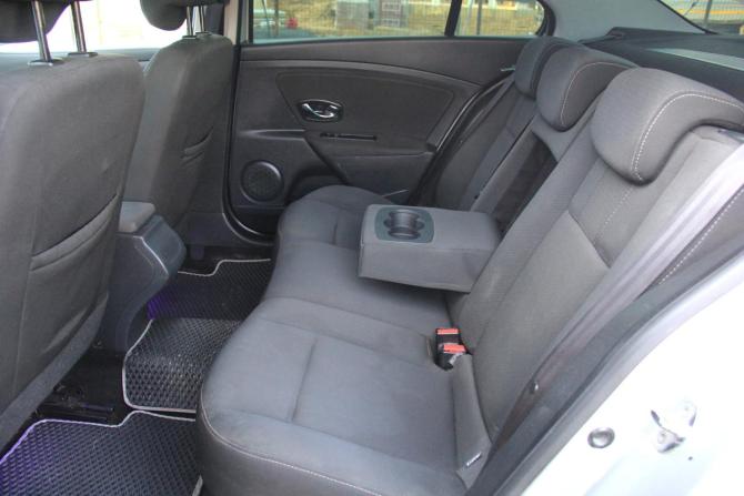 Renault Fluence I Рестайлинг с пробегом 2013 года, цена 573 300 рублей, 291422 км, седан, Автокод Объявления