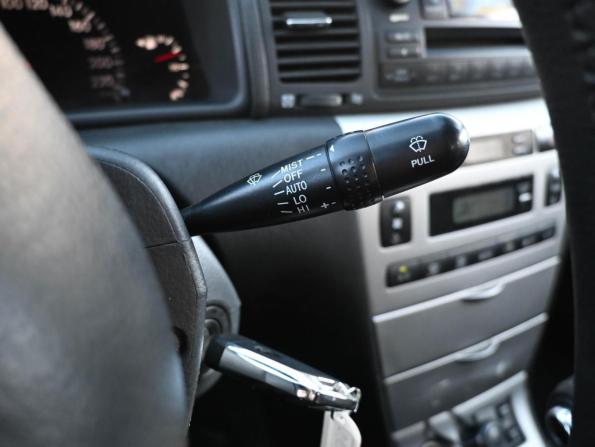 Toyota Corolla IX (E120 E130) Рестайлинг с пробегом 2005 года, цена 574 000 рублей, 280152 км, седан, Автокод Объявления