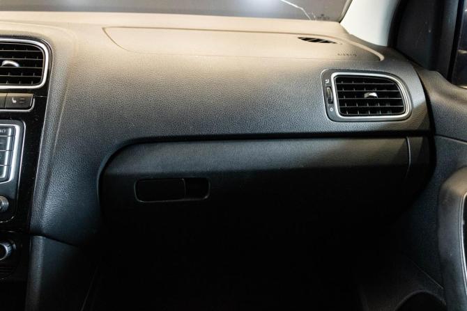 Volkswagen Polo V с пробегом 2014 года, цена 750 000 рублей, 108833 км, седан, Автокод Объявления