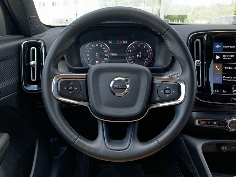 Volvo XC40 I Москва  - изображение 13